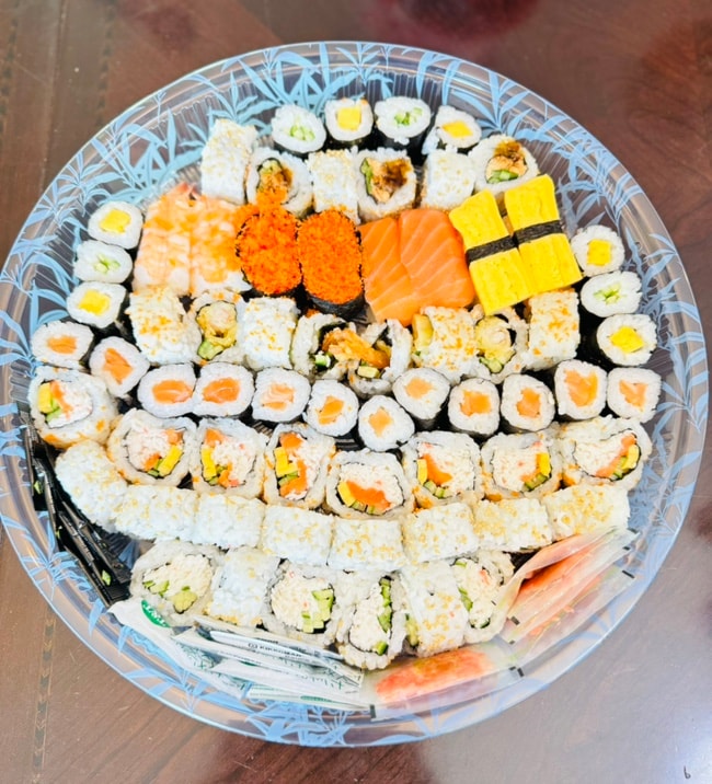 T&T Kitchen Sushi Party Tray C (66pcs) | T&T Supermarket