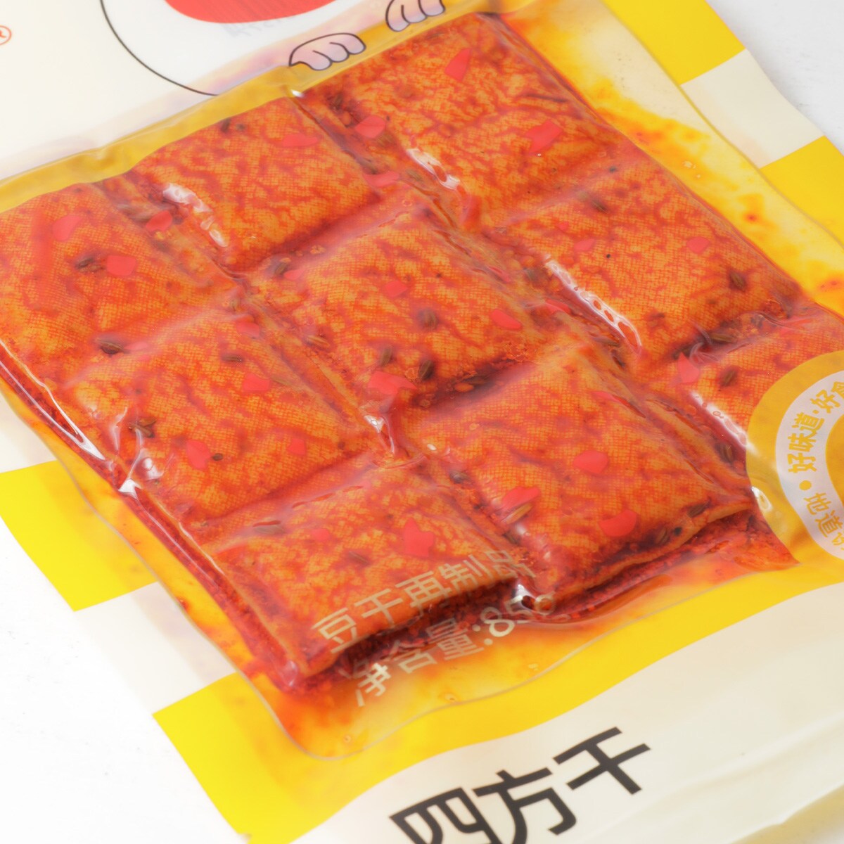 乡乡嘴红油四方干(85g)