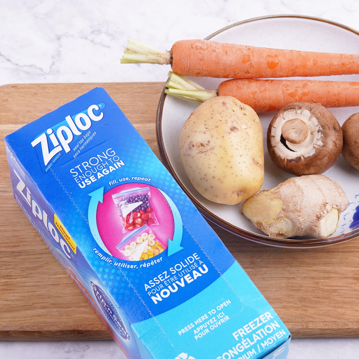 Ziploc Freezer Medium 20s ｜ 大統華超級市場