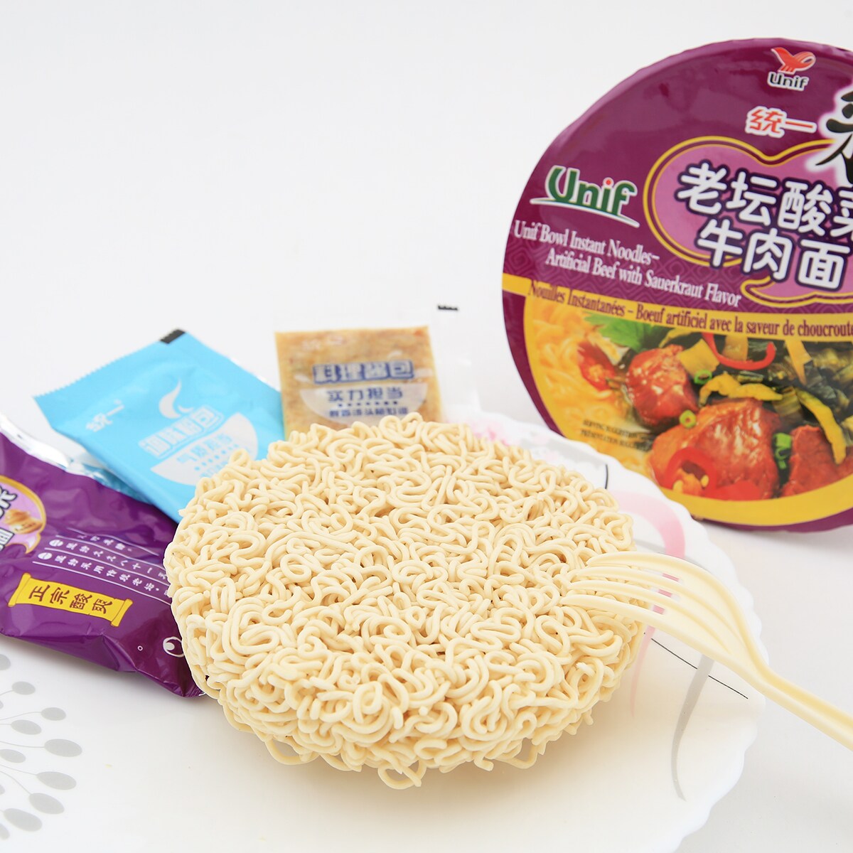 【極美品】noodles I'm not chic　4543273000521 Nissin Curry Big Cup Noodle (120g) ｜ T&T Supermarché