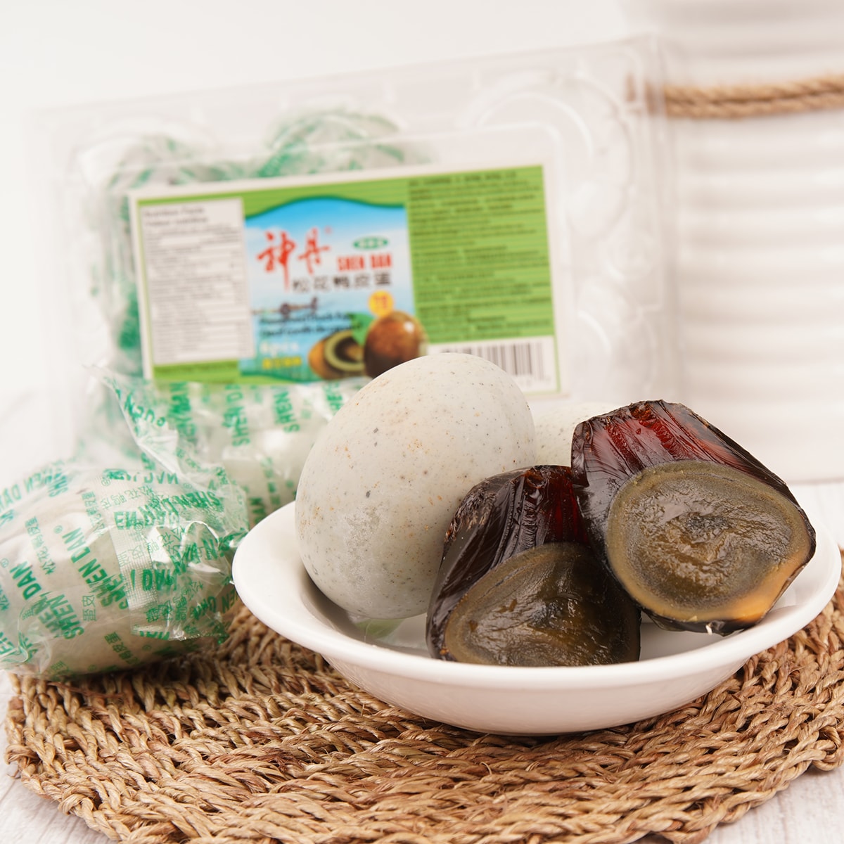 Shen Dan Preserved Duck Eggs (360g) ｜ 大统华超级市场