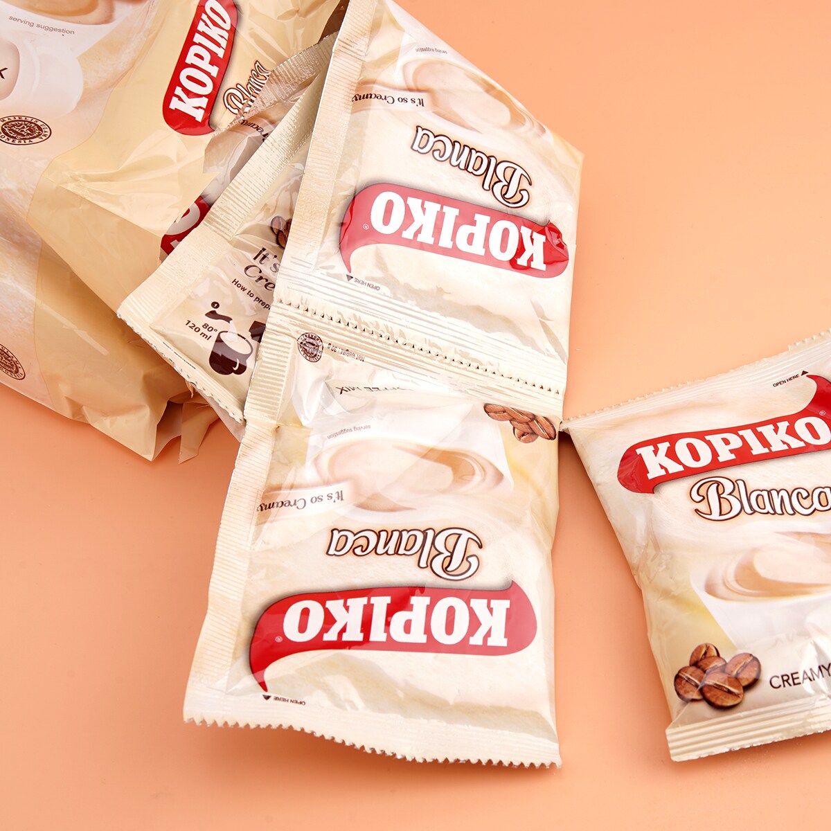 Kopiko Cafe Blanca Instant Coffee (30gx30) ｜ 大统华超级市场