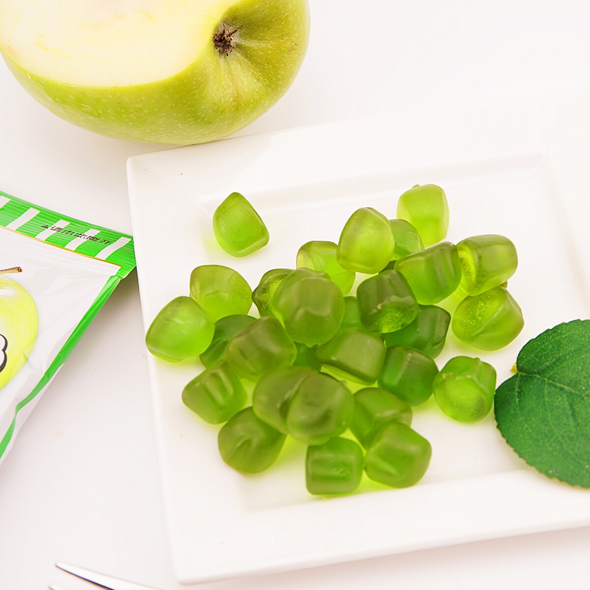 Want Want Qq Apple Soft Candy 70g ｜ 大統華超級市場