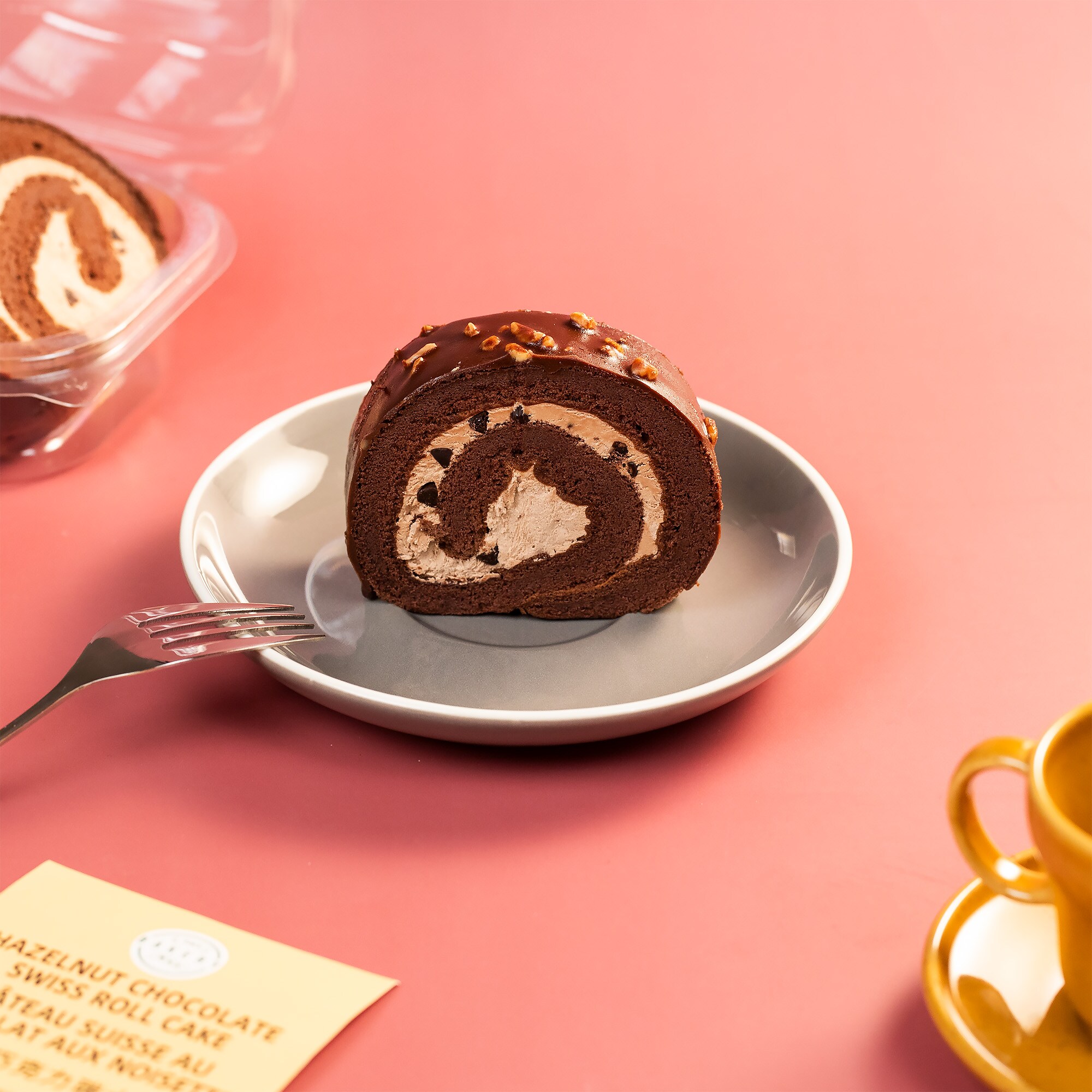 もちつる T&T Bakery Hazelnut Chocolate Swiss Roll Cake (280g) ｜ 大統華超級市場
